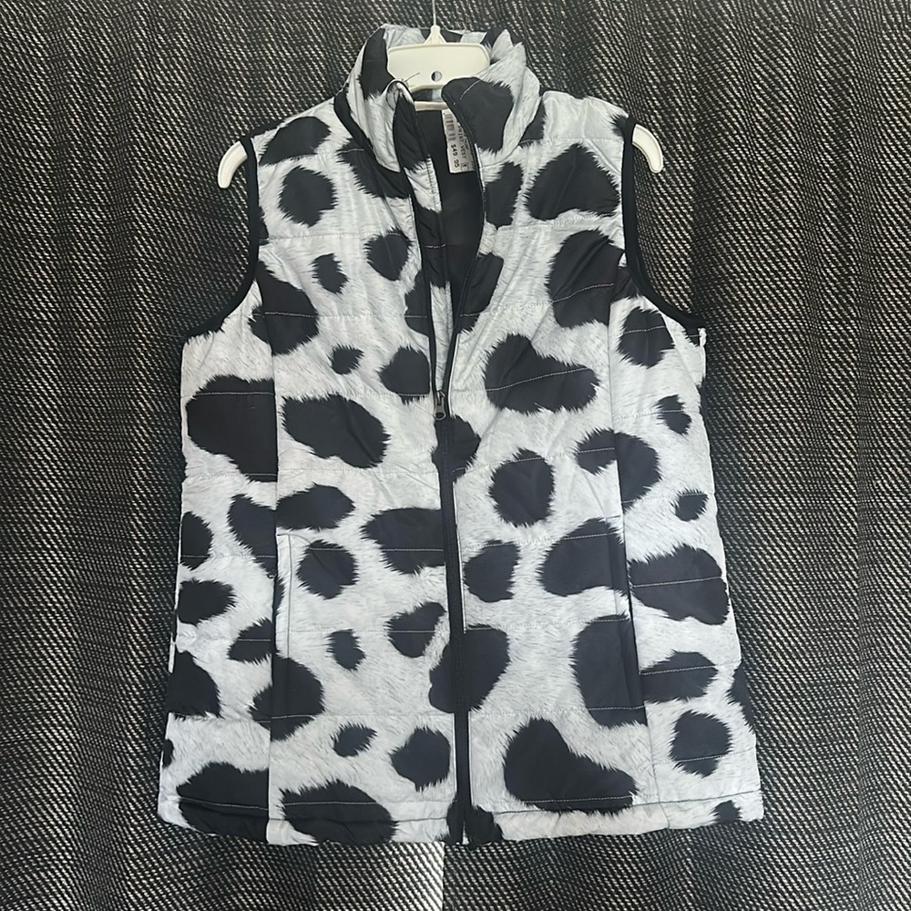 Cow Print Vest 🩵🐄🤠